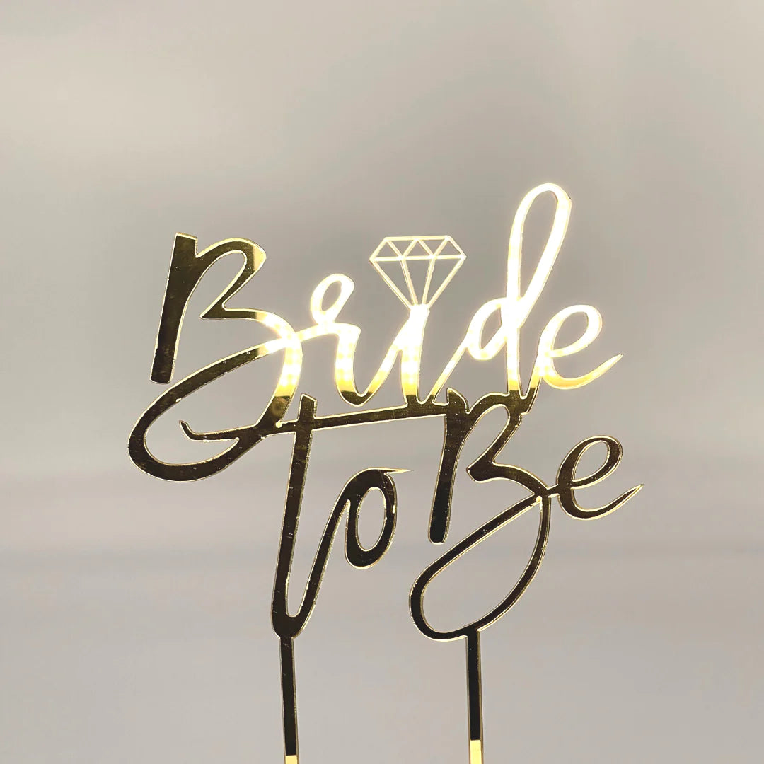 Kikis Cake Topper - Bride To Be in GOLD -  von Kikis Kitchen - Nur €5.90! Bestelle jetzt Kikis Kitchen