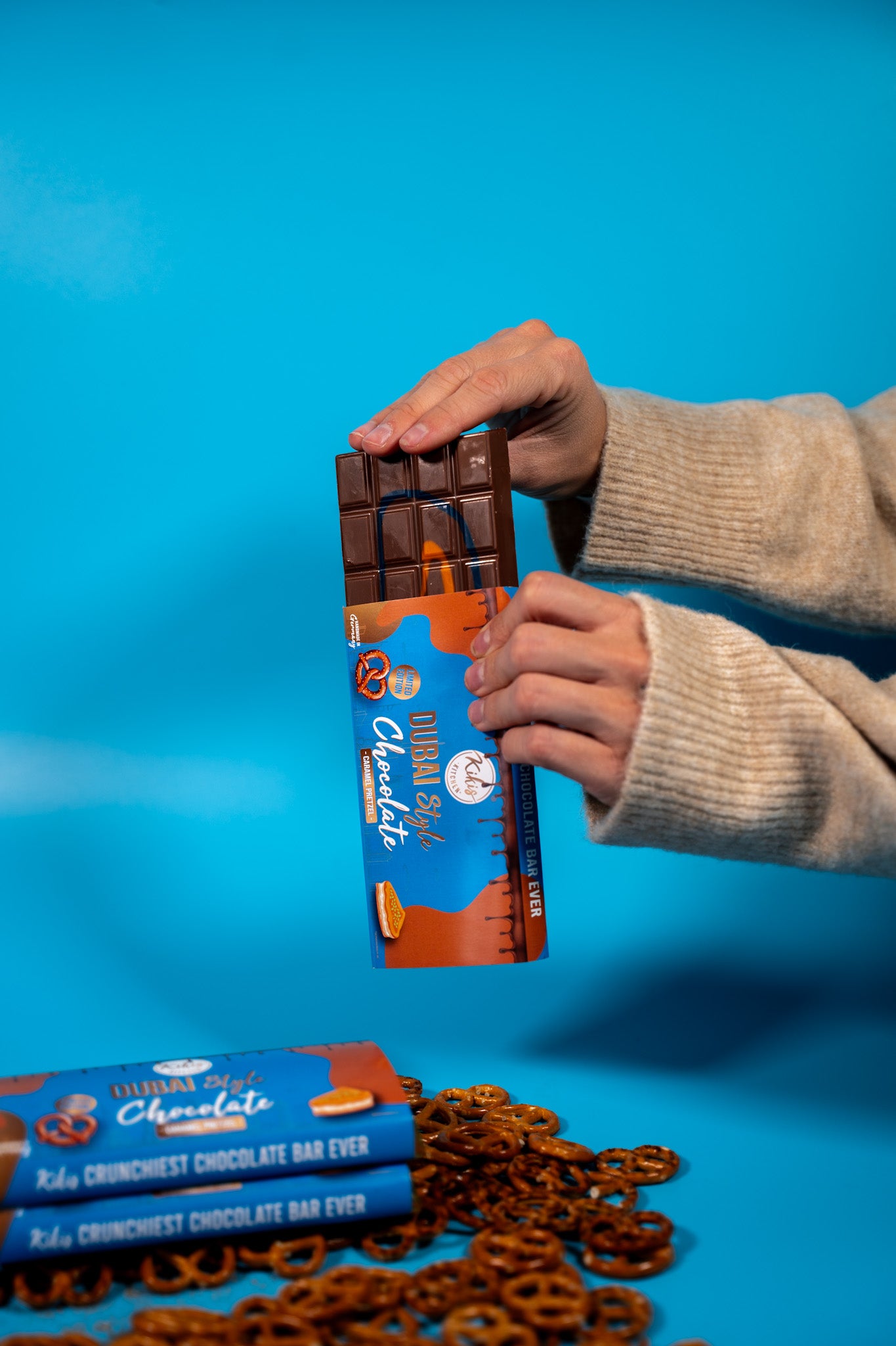 Kikis Dubai Style Chocolate - Caramel Pretzel 🍫 - von Kikis Kitchen - Nur €12.90! Bestelle jetzt Kikis Kitchen