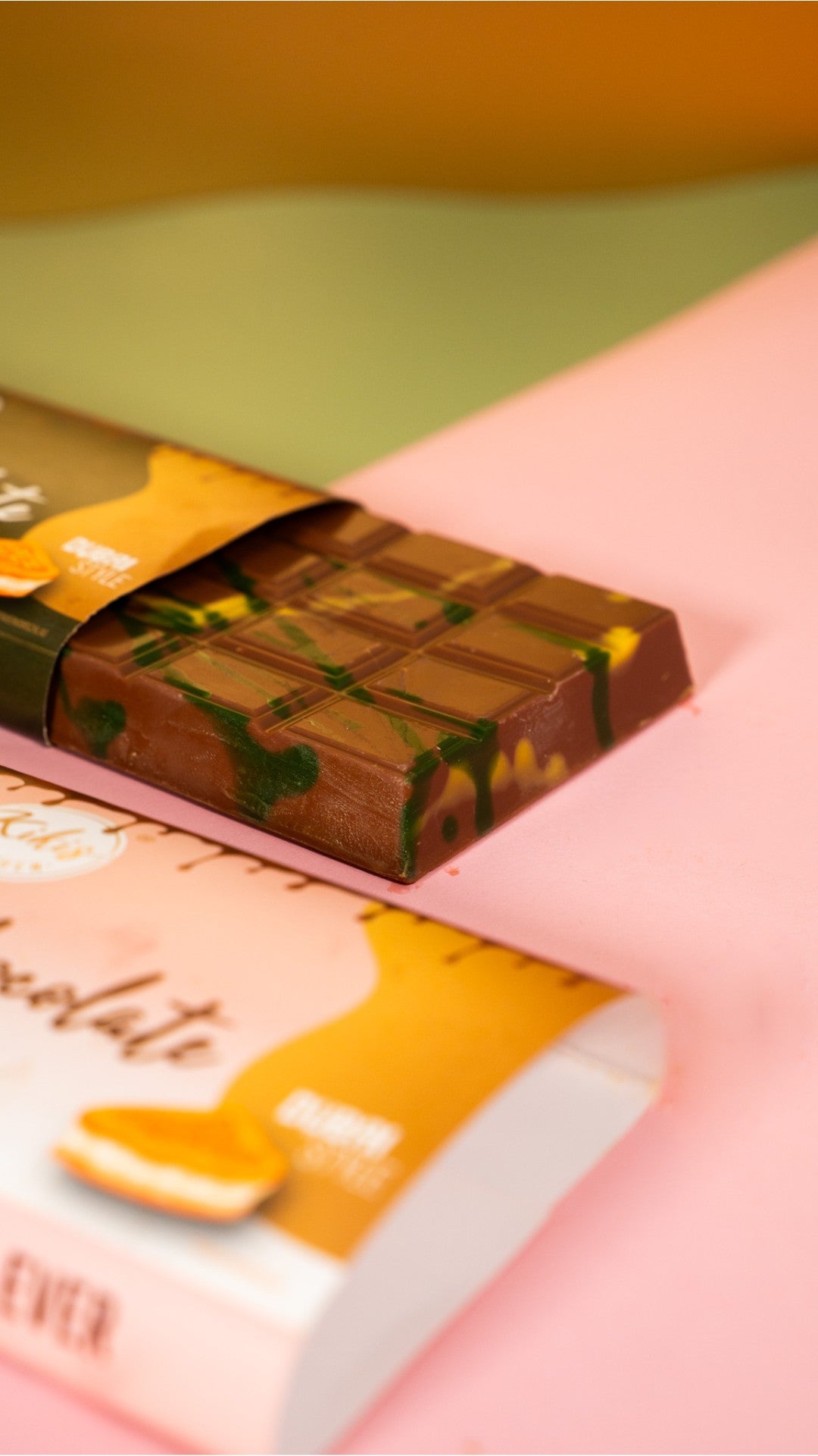 Kikis Dubai Style Chocolate - PISTACHIO 🍫 - von Kikis Kitchen - Nur €12.90! Bestelle jetzt Kikis Kitchen