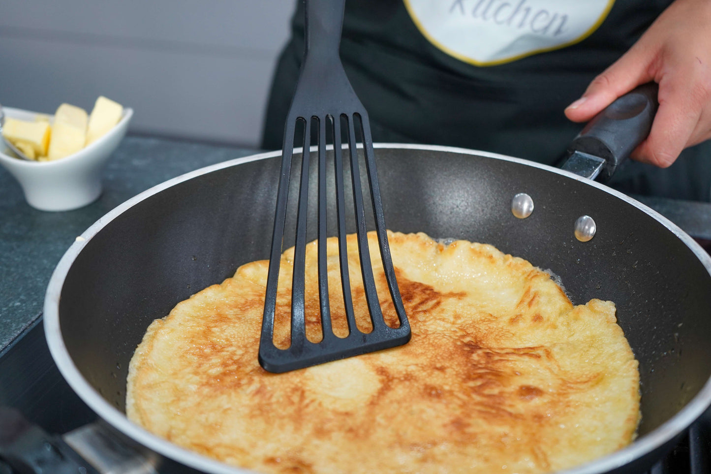 Pfannenwender hoch erhitzbar lang -  von Triangle - Nur €8.90! Bestelle jetzt Kikis Kitchen