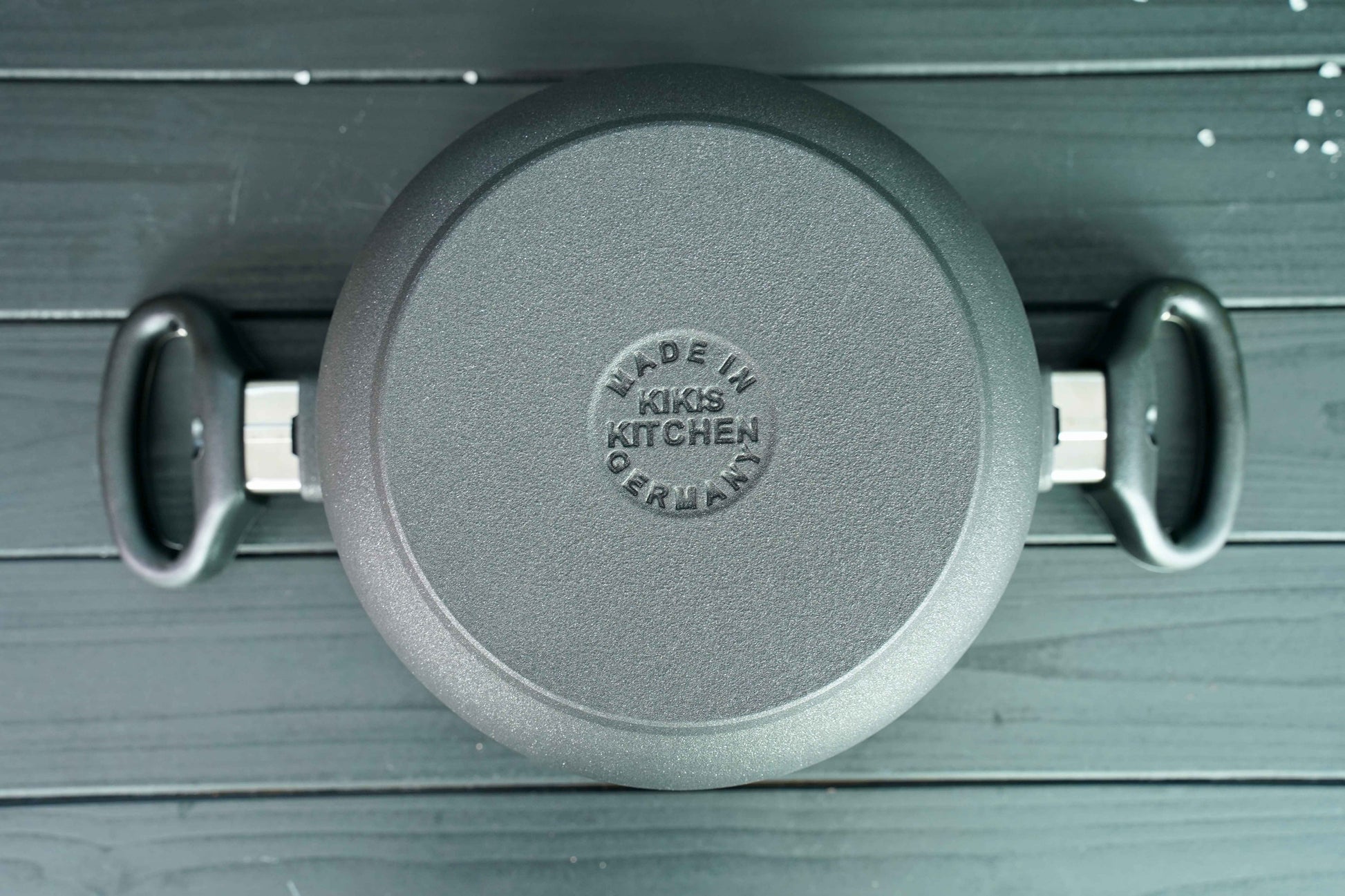 Kikis Premium Guss-Kochtopf 20 cm inkl. Deckel -  von Kikis Kitchen - Nur €91.90! Bestelle jetzt Kikis Kitchen