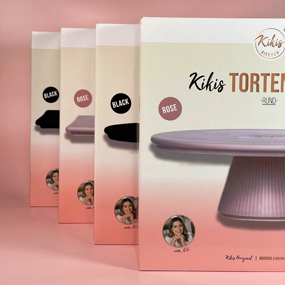 NEU: Kikis Tortenplatte - Rosa Quadratisch - von Kikis Kitchen - Nur €27.90! Bestelle jetzt Kikis Kitchen