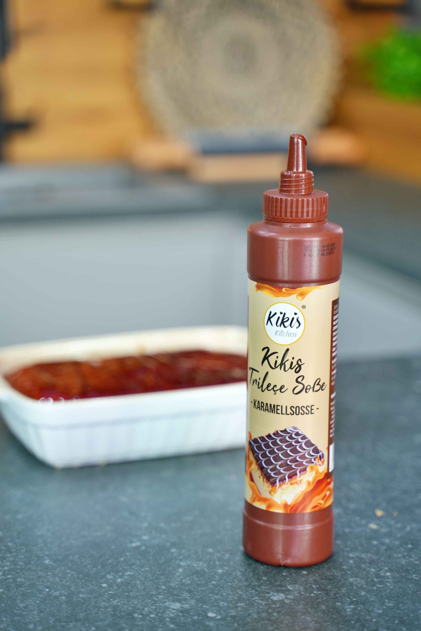 Kikis Trilece Soße - Karamellsoße - von Kikis Kitchen - Nur €4.90! Bestelle jetzt Kikis Kitchen