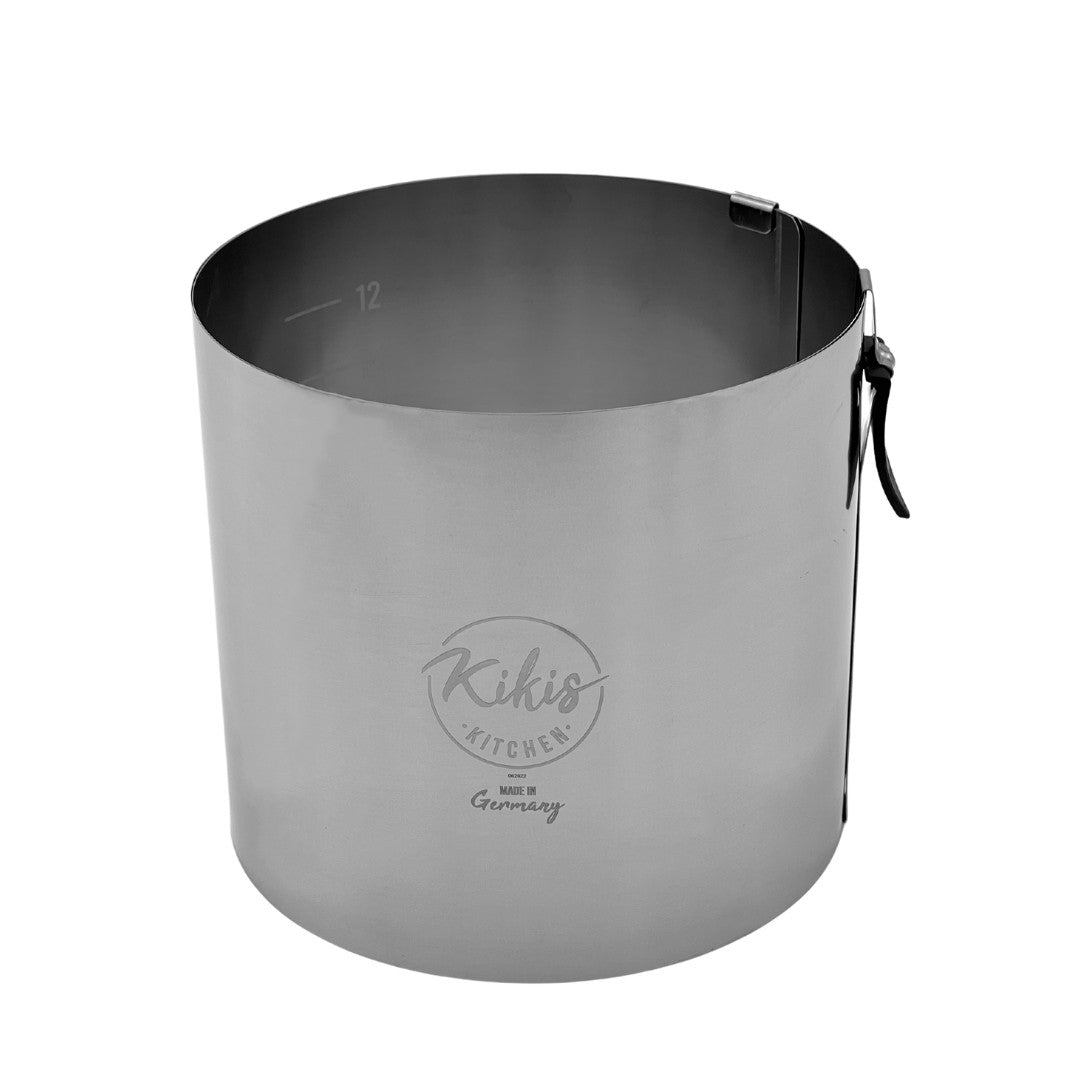 Kikis Tortenring XL mit Klemmhebel & Skala - Höhe 15cm - von Kikis Kitchen - Nur €29.90! Bestelle jetzt Kikis Kitchen