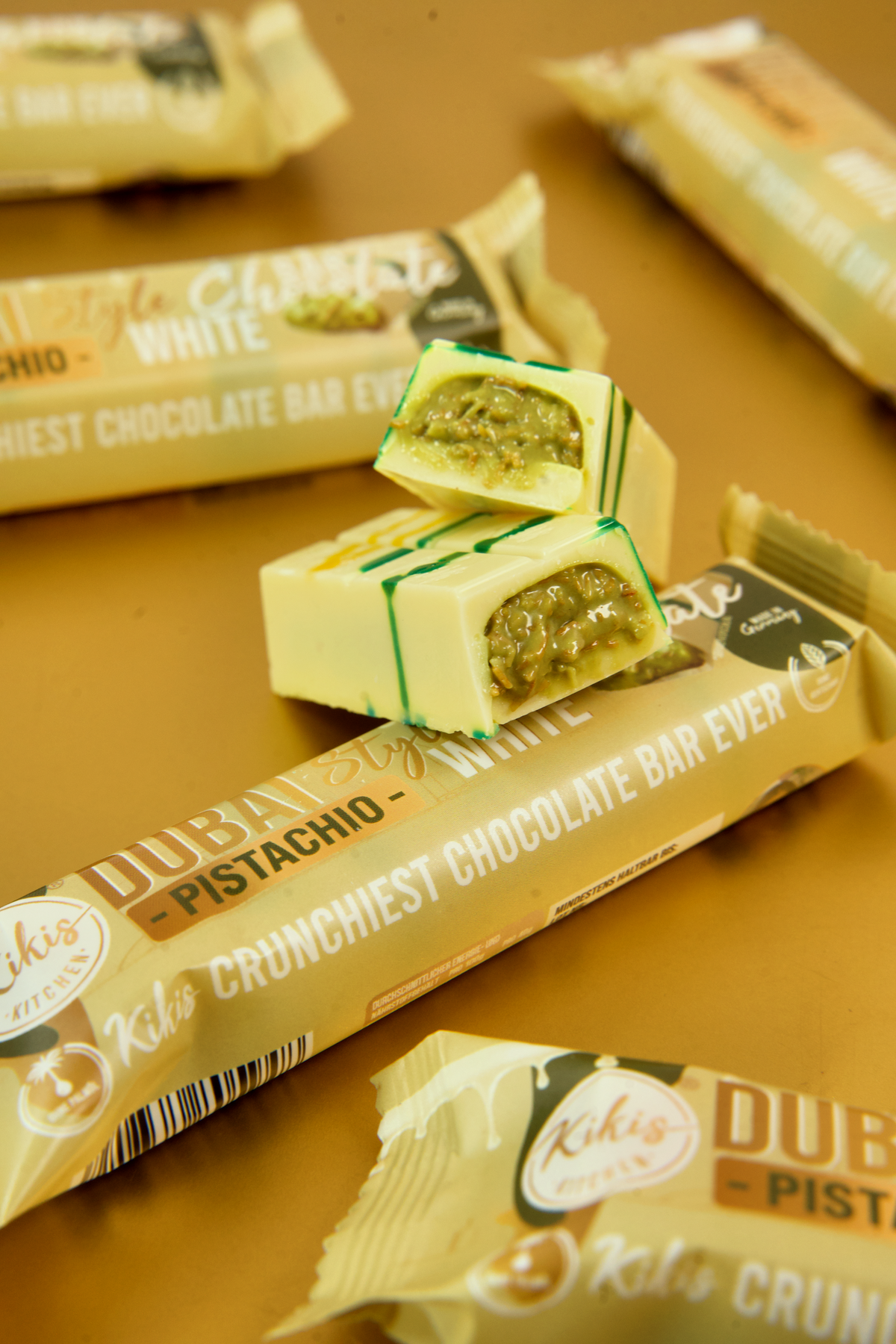 Kikis Dubai Style Bar Chocolate - White Pistachio 🍫 -  von Kikis Kitchen - Nur €2.99! Bestelle jetzt Kikis Kitchen