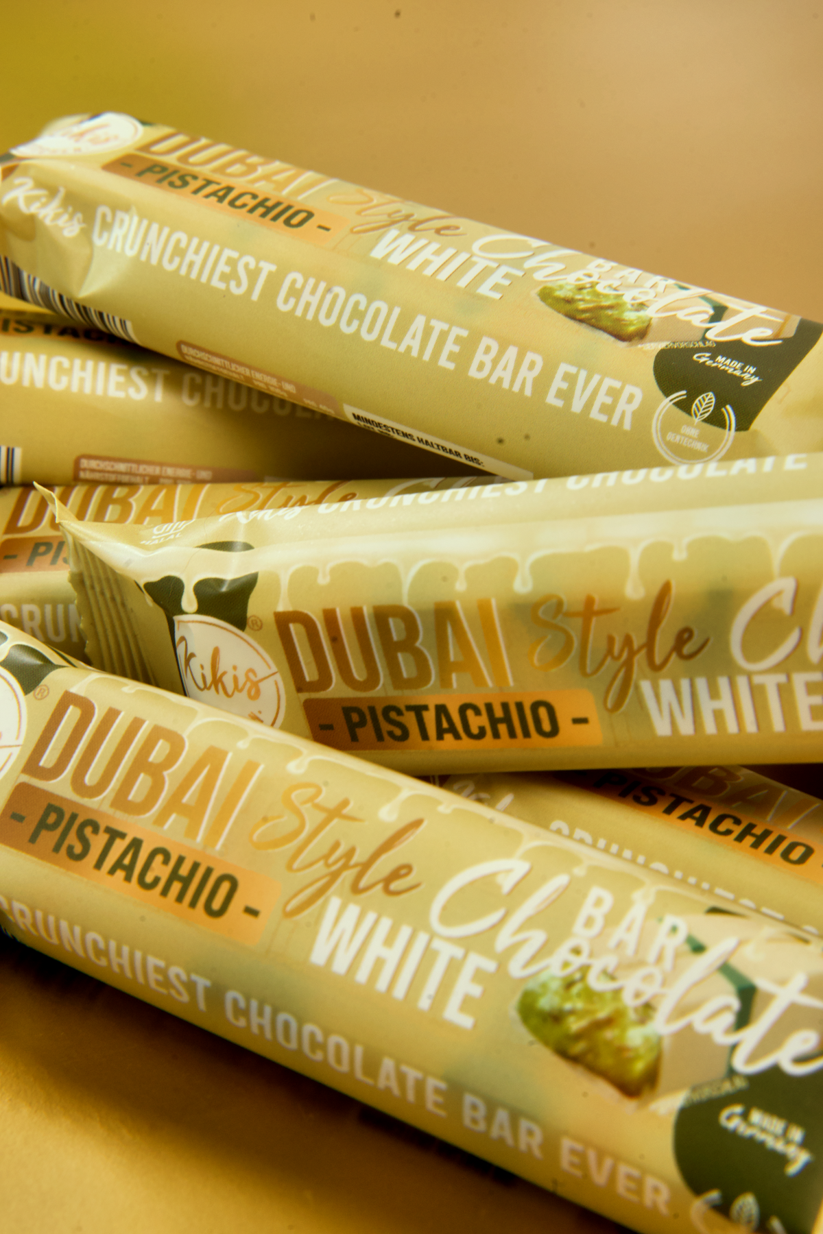 Kikis Dubai Style Bar Chocolate - White Pistachio 🍫 -  von Kikis Kitchen - Nur €2.99! Bestelle jetzt Kikis Kitchen