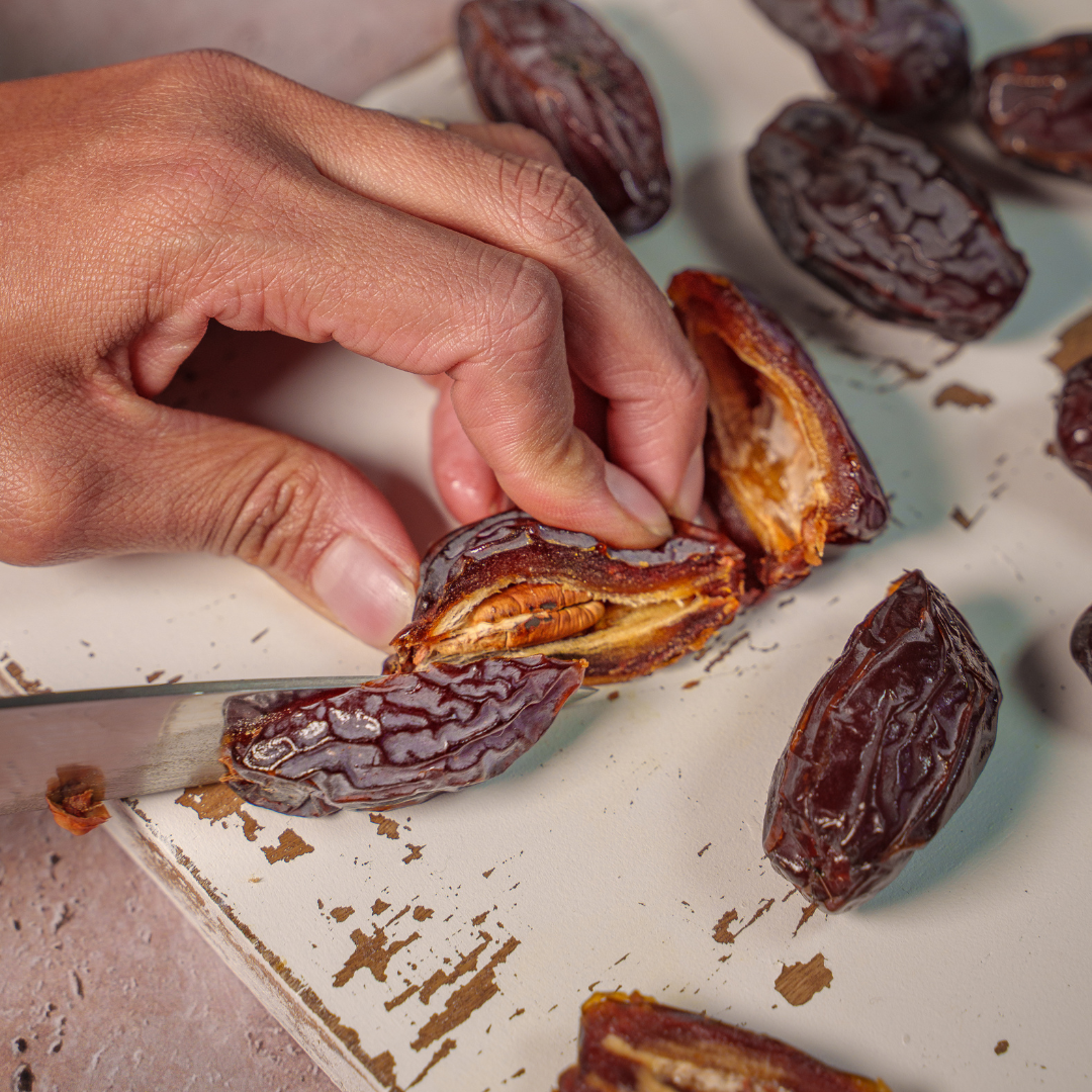 Kikis Medjool Dattel - Premium Large Königsdatteln aus Palästina -  von Kikis Kitchen - Nur €12.90! Bestelle jetzt Kikis Kitchen