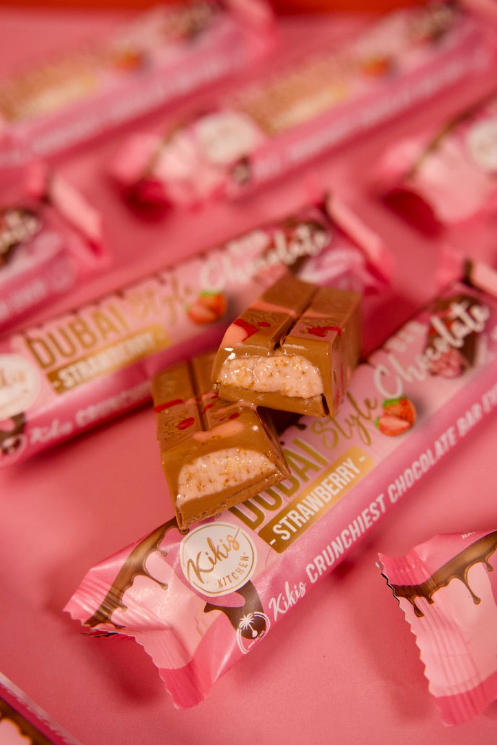 Kikis Dubai Style Bar Chocolate - Strawberry 🍫 -  von Kikis Kitchen - Nur €2.99! Bestelle jetzt Kikis Kitchen