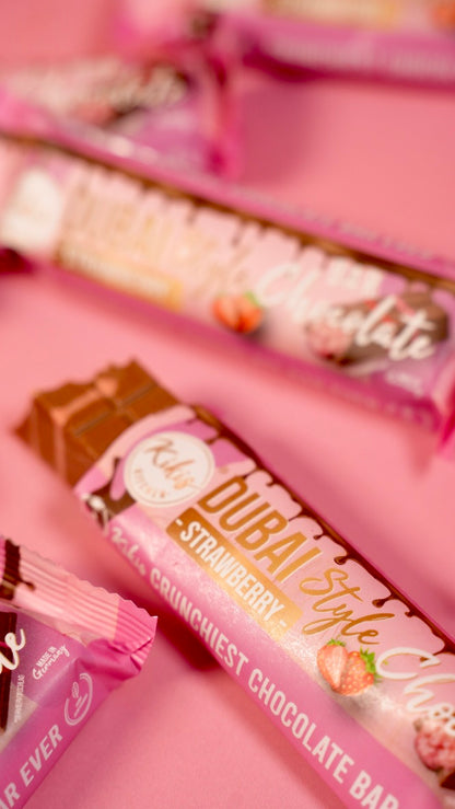 Kikis Dubai Style Bar Chocolate - Strawberry 🍫 -  von Kikis Kitchen - Nur €2.99! Bestelle jetzt Kikis Kitchen