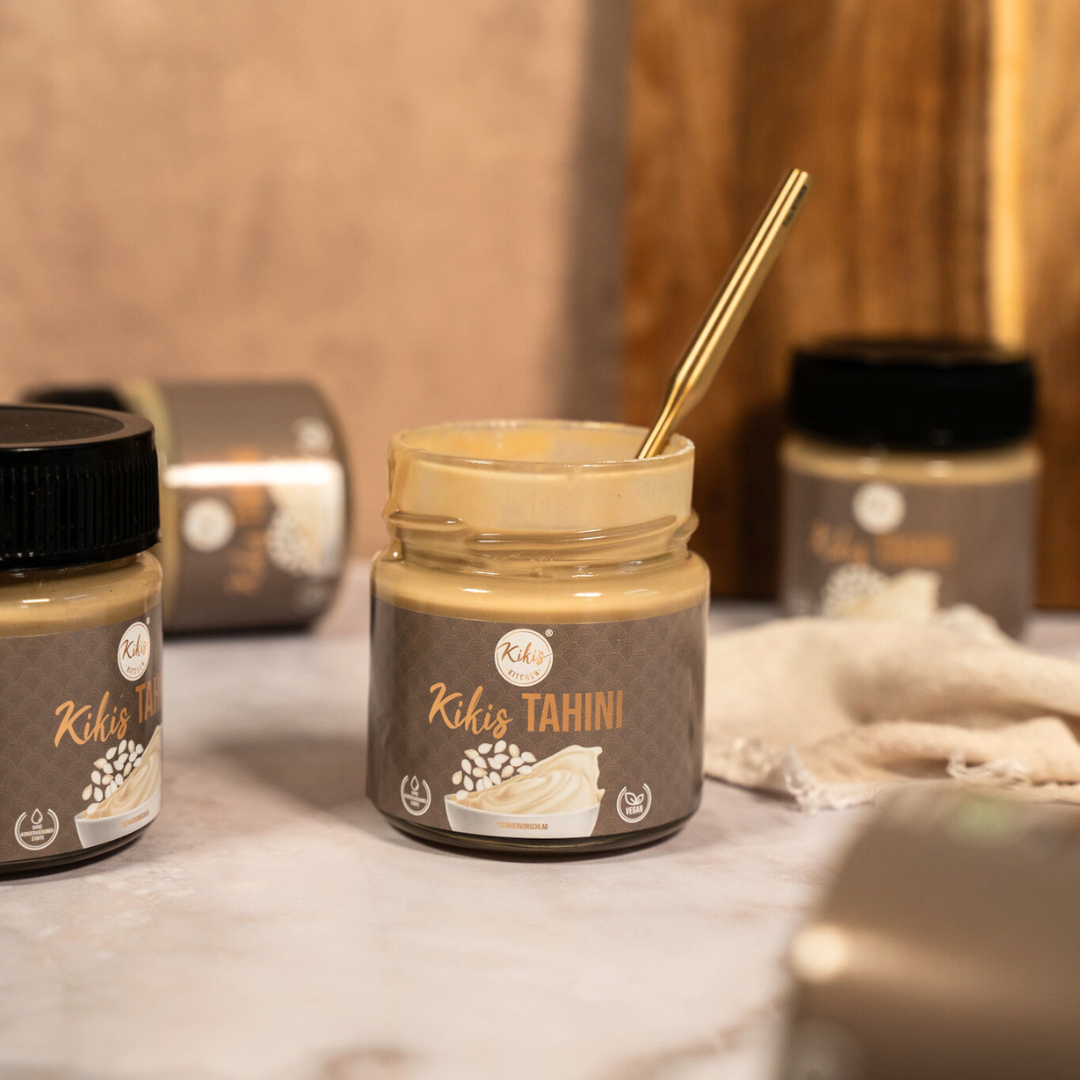 Kikis Tahini - Sesampaste - Vegan - Lebensmittel von Kikis Kitchen - Nur €4.49! Bestelle jetzt Kikis Kitchen