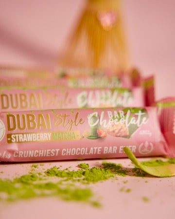 Kikis Dubai Style Bar Chocolate - Strawberry Matcha 🍫 -  von Kikis Kitchen - Nur €2.99! Bestelle jetzt Kikis Kitchen