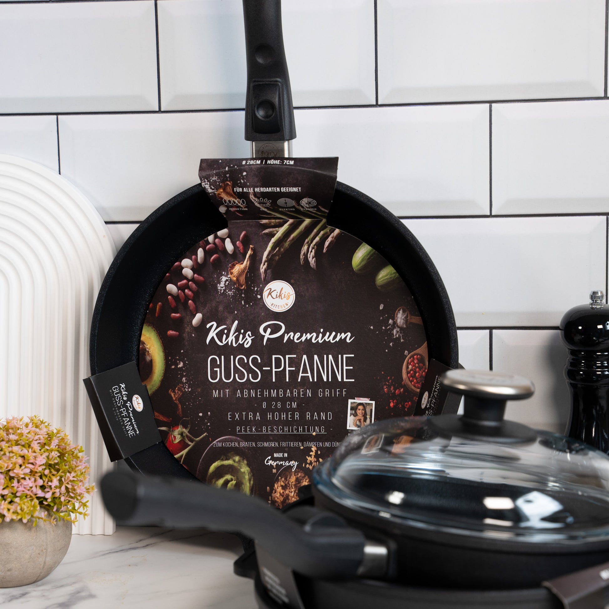 NEU: Kikis Premium Guss-Pfanne 28cm -  von Kikis Kitchen - Nur €84.90! Bestelle jetzt Kikis Kitchen