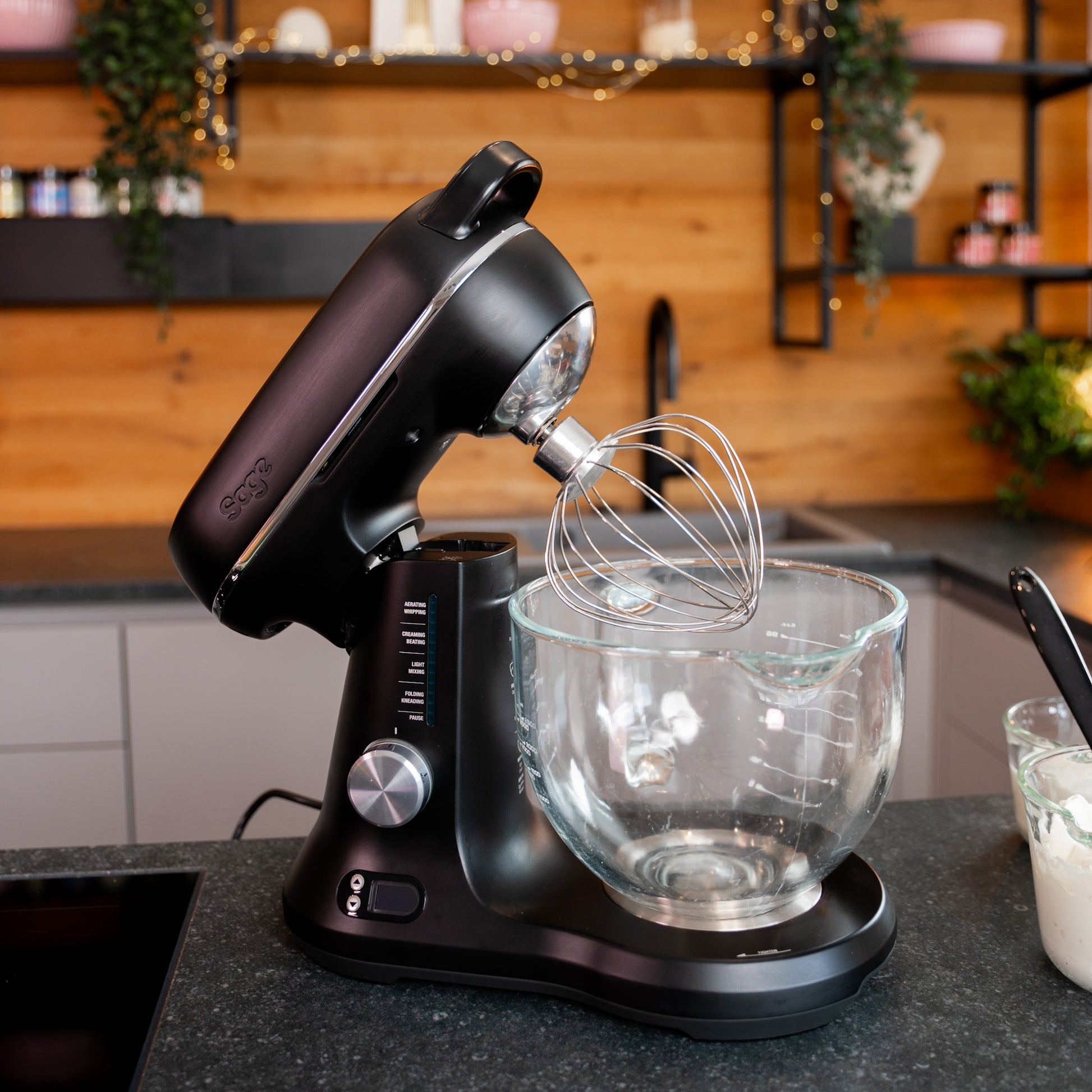 Sage the Bakery Boss™ - Küchenmaschine BLACK -  von Sage - Nur €399.90! Bestelle jetzt Kikis Kitchen