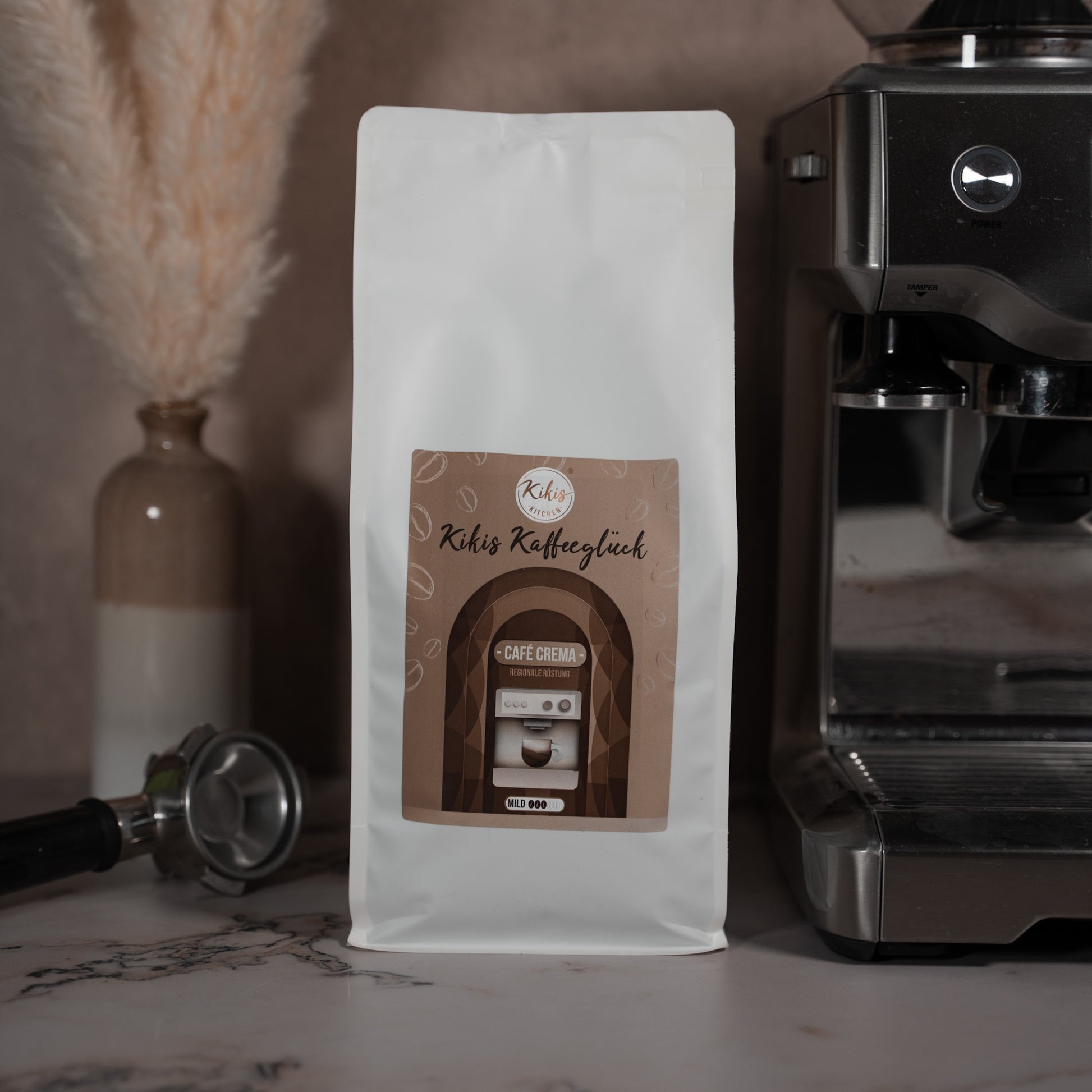 NEU: Kikis Kaffeeglück - Cafe Crema 1000g -  von Kikis Kitchen - Nur €25.90! Bestelle jetzt Kikis Kitchen