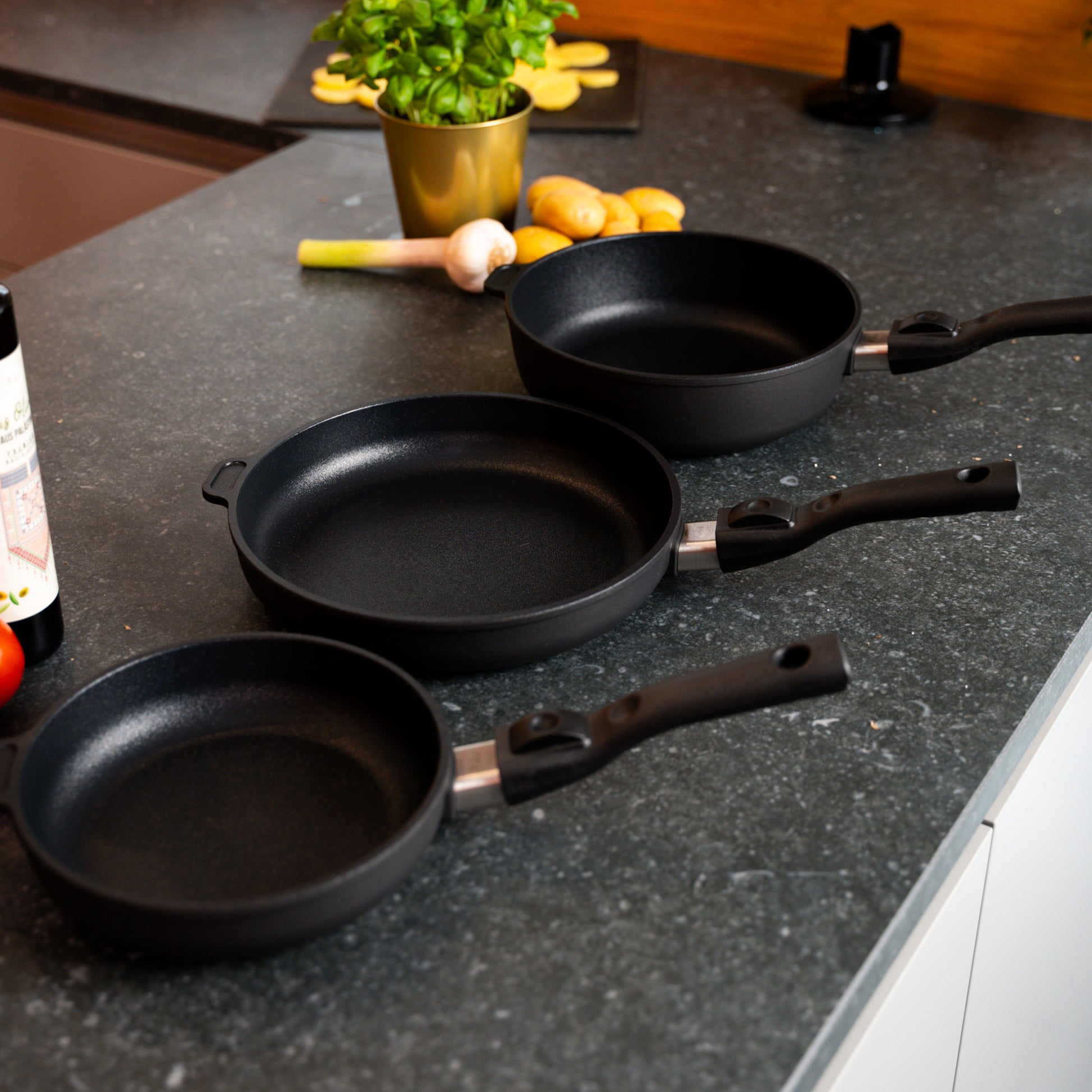 Kikis Premium Guss-Pfanne 24 cm -  von Kikis Kitchen - Nur €81.90! Bestelle jetzt Kikis Kitchen
