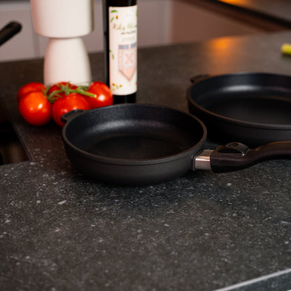 Kikis Premium Guss-Pfanne 20 cm -  von Kikis Kitchen - Nur €71.90! Bestelle jetzt Kikis Kitchen