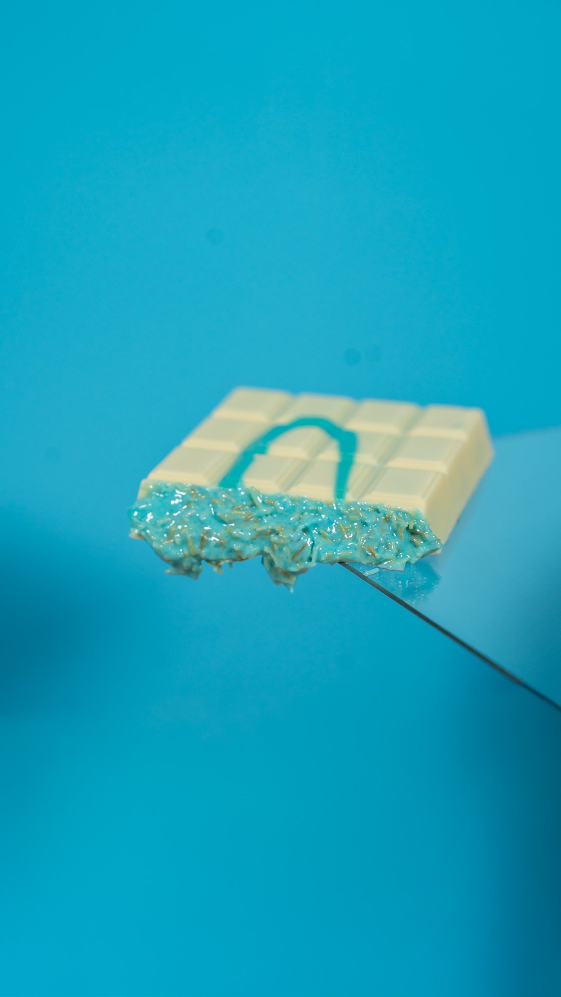 Kikis Dubai Style Chocolate - Blue Candy (Dubai Schokolade) 🍫 -  von Kikis Kitchen - Nur €12.90! Bestelle jetzt Kikis Kitchen