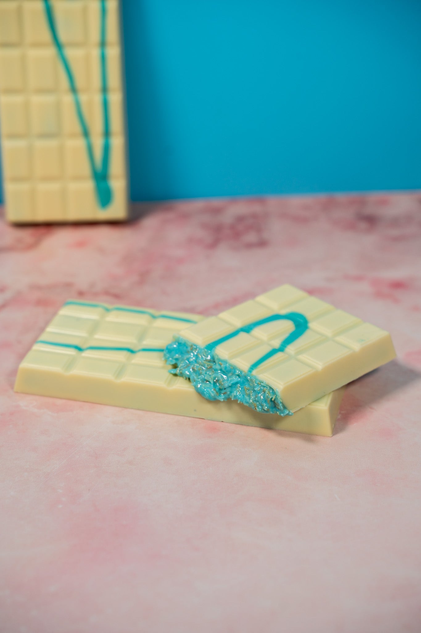 Kikis Dubai Style Chocolate - Blue Candy (Dubai Schokolade) 🍫 -  von Kikis Kitchen - Nur €12.90! Bestelle jetzt Kikis Kitchen