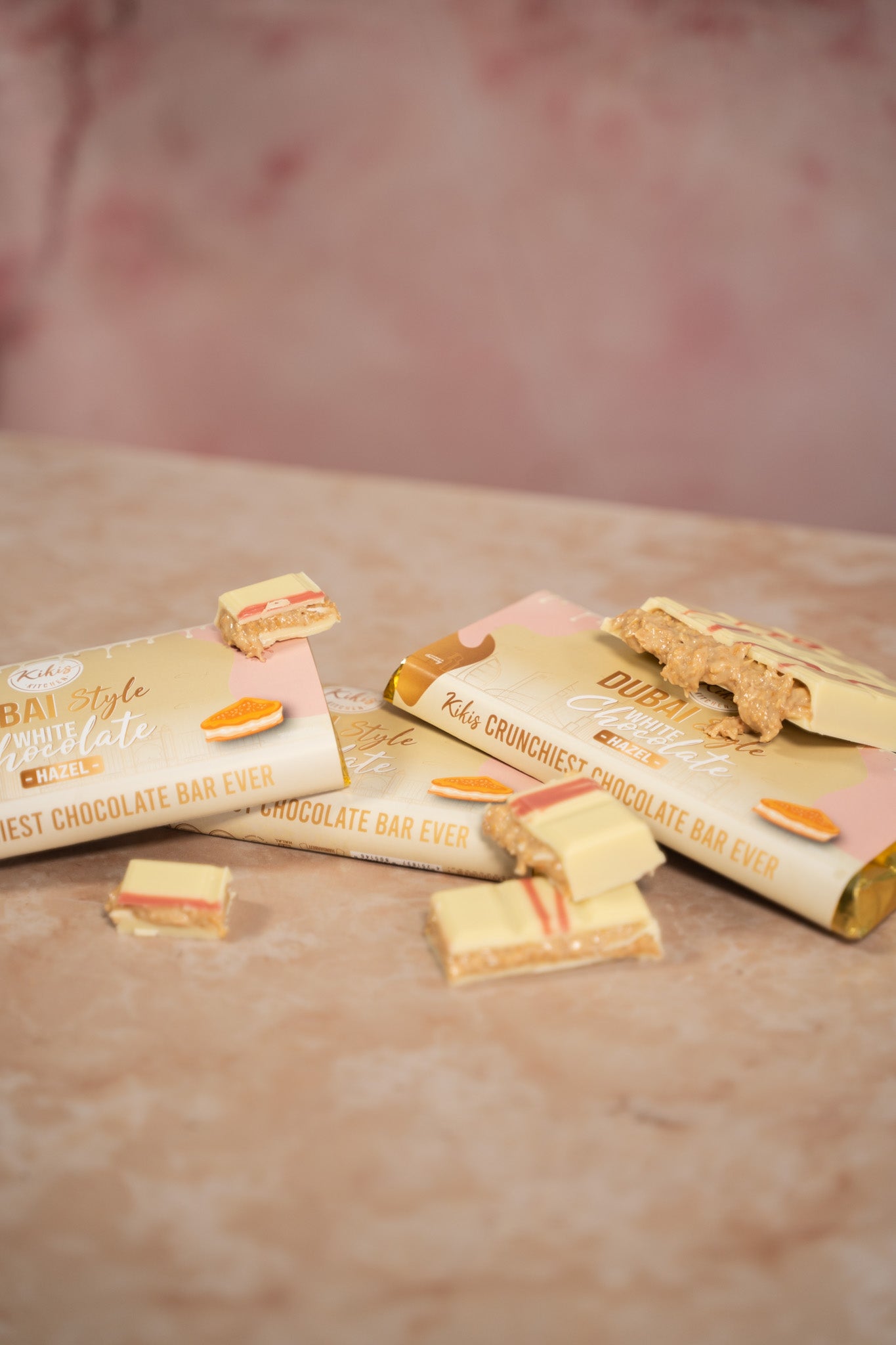 Kikis Dubai White Chocolate - HAZEL (Dubai Schokolade) 🍫 -  von Kikis Kitchen - Nur €12.90! Bestelle jetzt Kikis Kitchen