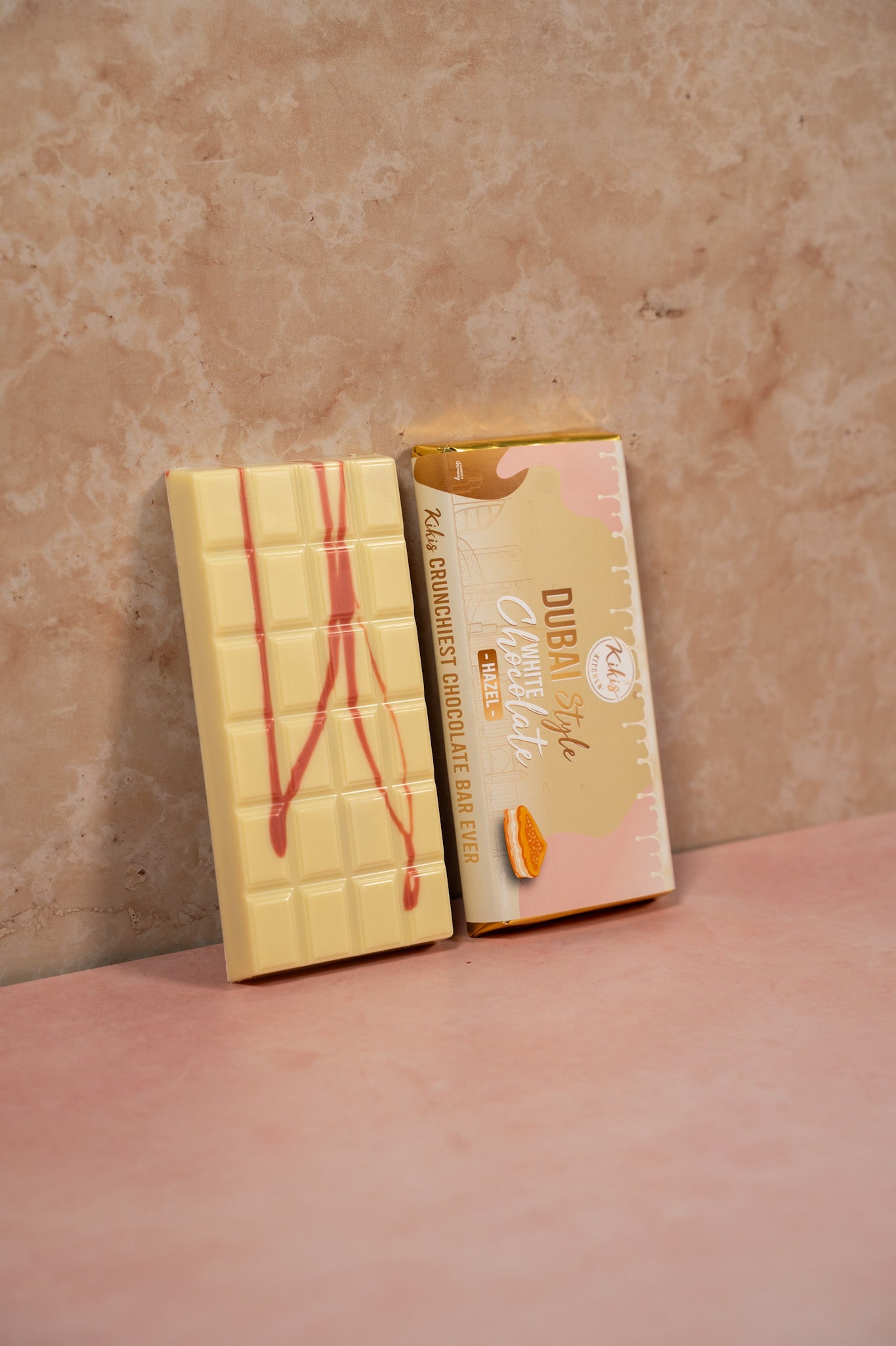 Kikis Dubai White Chocolate - HAZEL (Dubai Schokolade) 🍫 -  von Kikis Kitchen - Nur €12.90! Bestelle jetzt Kikis Kitchen