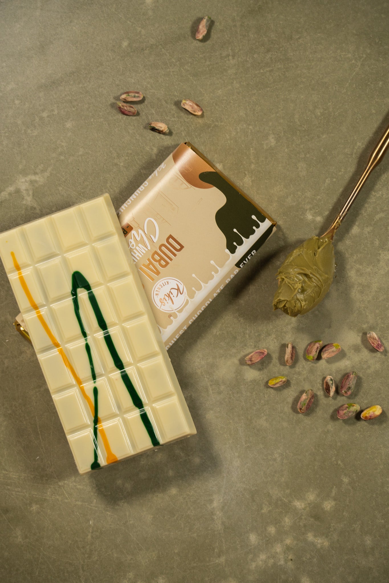 Kikis Dubai White Chocolate - PISTACHIO (Dubai Schokolade) 🍫 -  von Kikis Kitchen - Nur €12.90! Bestelle jetzt Kikis Kitchen