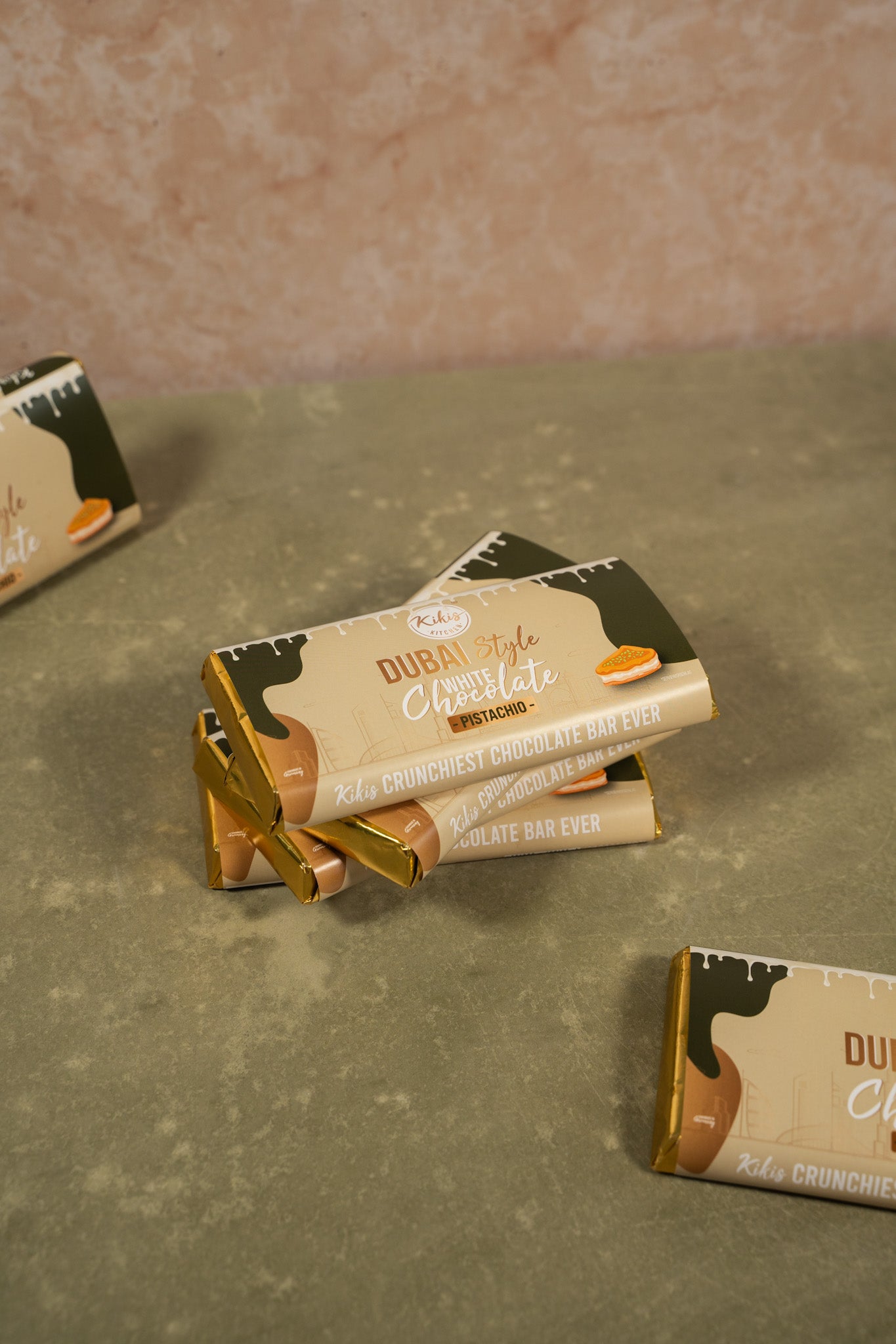 Kikis Dubai White Chocolate - PISTACHIO (Dubai Schokolade) 🍫 -  von Kikis Kitchen - Nur €12.90! Bestelle jetzt Kikis Kitchen