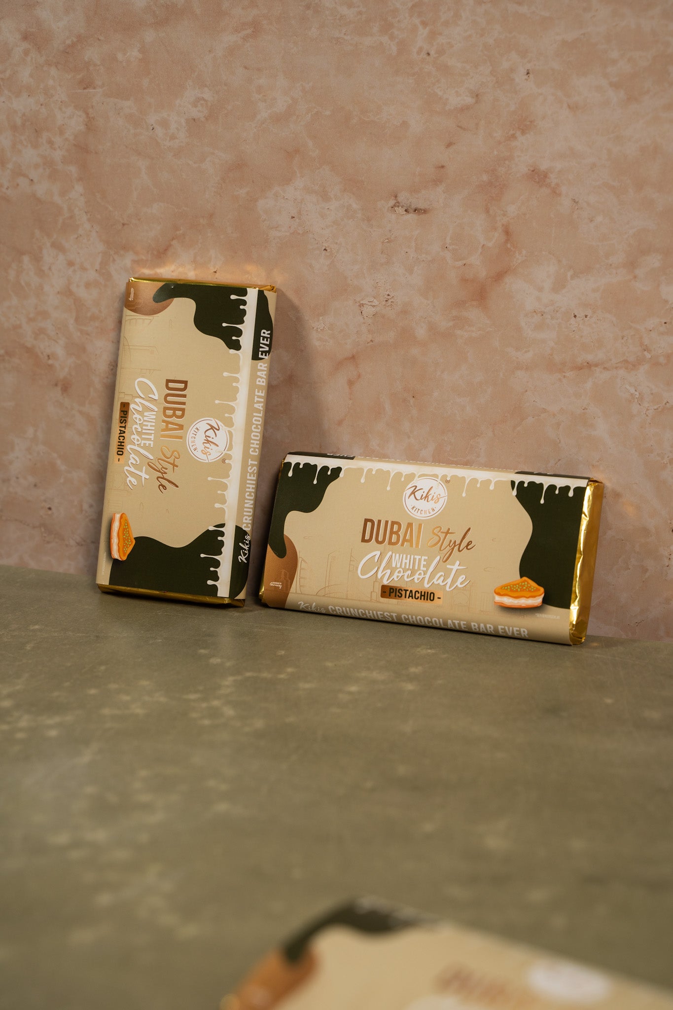 Kikis Dubai White Chocolate - PISTACHIO (Dubai Schokolade) 🍫 -  von Kikis Kitchen - Nur €12.90! Bestelle jetzt Kikis Kitchen