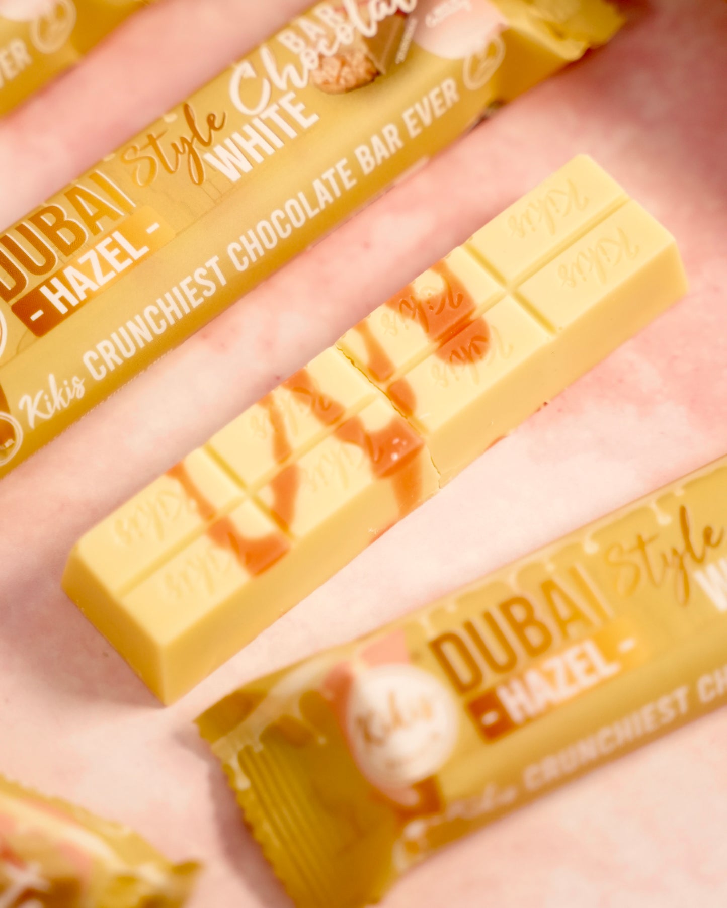 Kikis Dubai Style Bar White Chocolate - Hazel 🍫 -  von Kikis Kitchen - Nur €2.99! Bestelle jetzt Kikis Kitchen