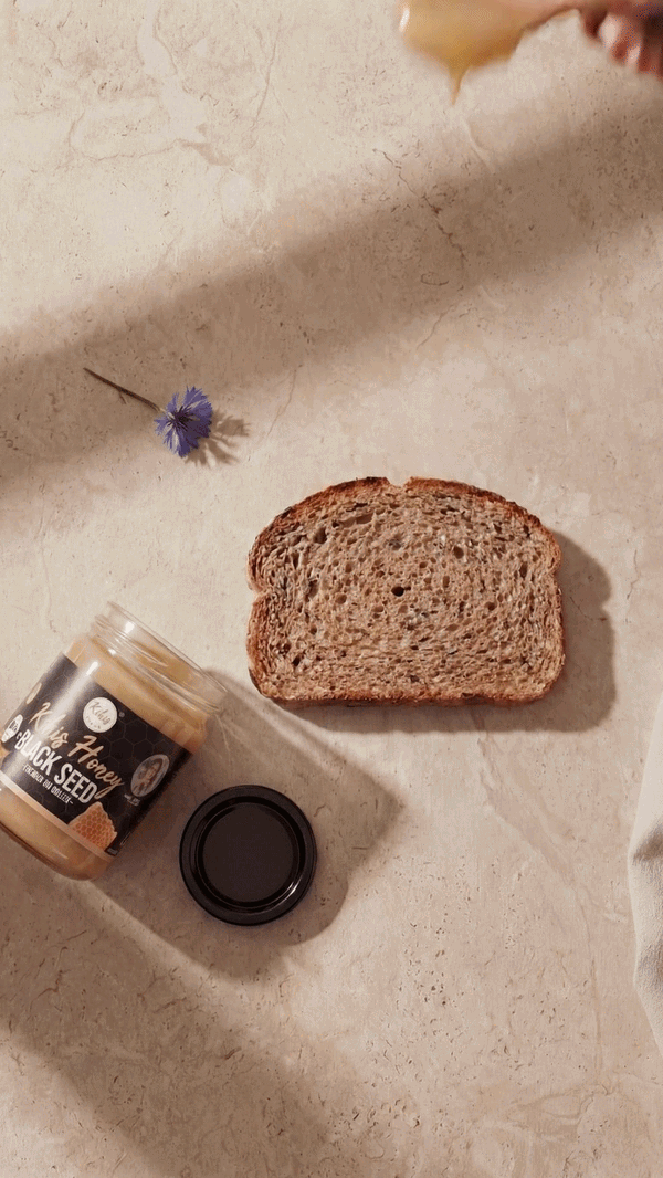 Kikis Honey - Black Seed - BIO 🍯 (Honigzubereitung mit Bio Schwarzkümmelöl) -  von Kikis Kitchen - Nur €7.90! Bestelle jetzt Kikis Kitchen