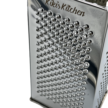 Kikis Vierkantreibe aus Edelstahl -  von Kikis Kitchen - Nur €13.90! Bestelle jetzt Kikis Kitchen