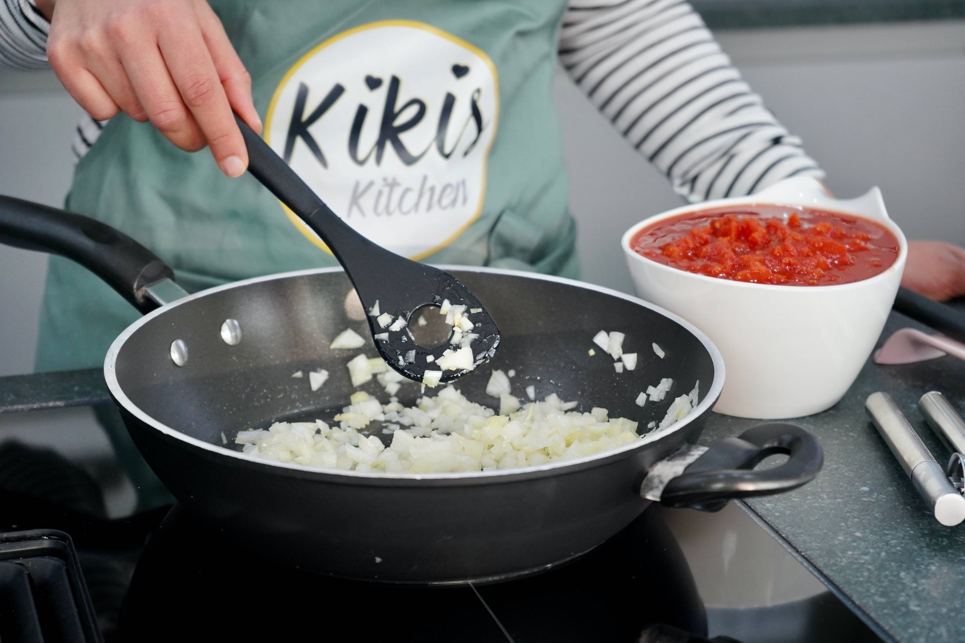 Kochlöffel Silikon -  von Triangle - Nur €7.90! Bestelle jetzt Kikis Kitchen