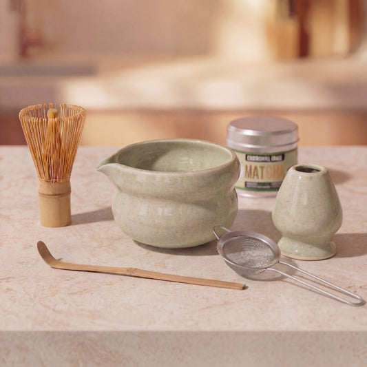 Kikis Matcha Set green - Chasen, Sieb, Schale, Halter & Löffel -  von Kikis Kitchen - Nur €24.90! Bestelle jetzt Kikis Kitchen