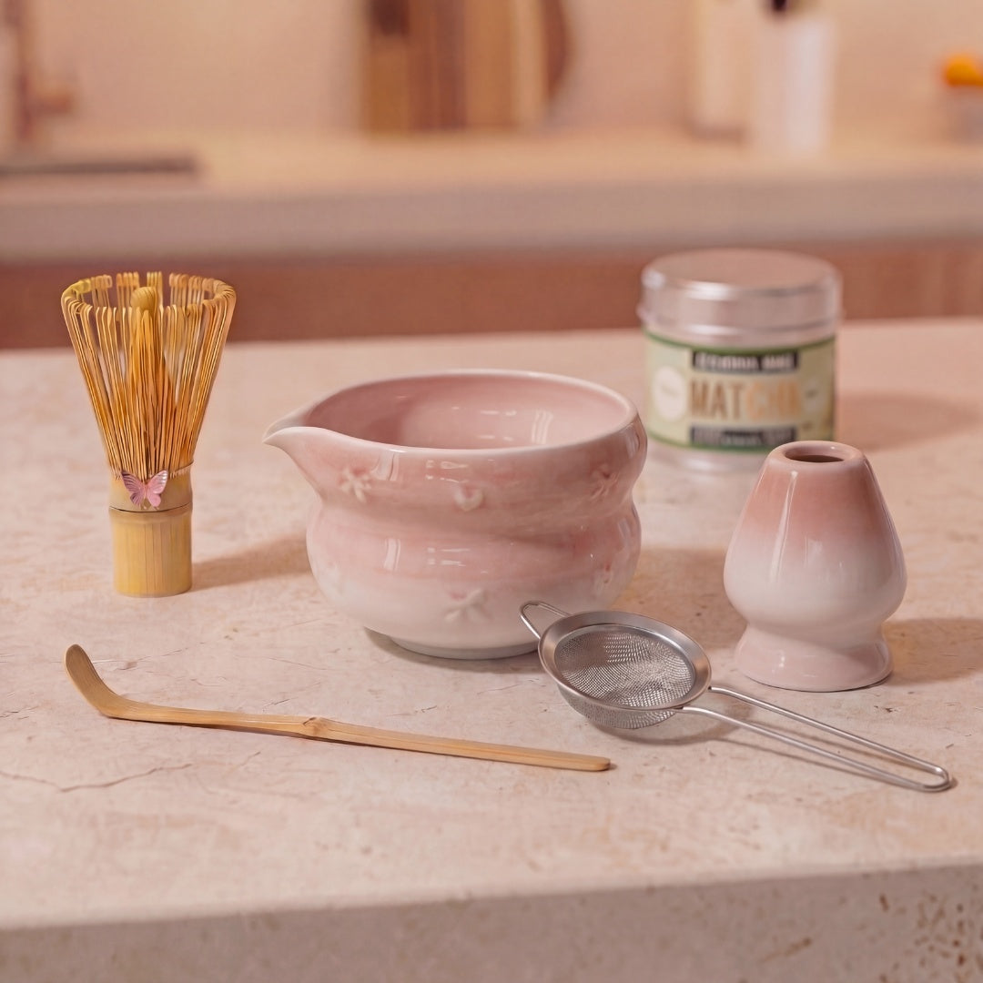 Kikis Matcha Set Rose - Chasen, Sieb, Schale, Halter & Löffel -  von Kikis Kitchen - Nur €24.90! Bestelle jetzt Kikis Kitchen