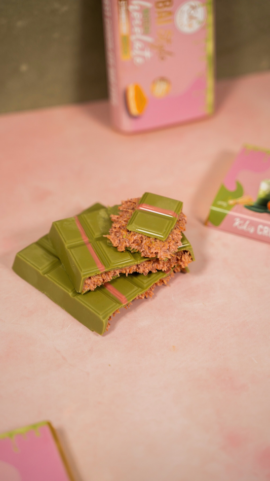 Kikis Dubai Style Chocolate - Strawberry Matcha (Dubai Schokolade) 🍫 -  von Kikis Kitchen - Nur €12.90! Bestelle jetzt Kikis Kitchen
