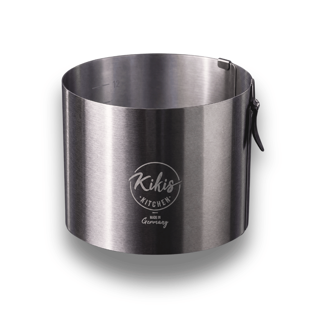 Kikis Tortenring XL mit Klemmhebel & Skala - Höhe 15cm -  von Kikis Kitchen - Nur €29.90! Bestelle jetzt Kikis Kitchen