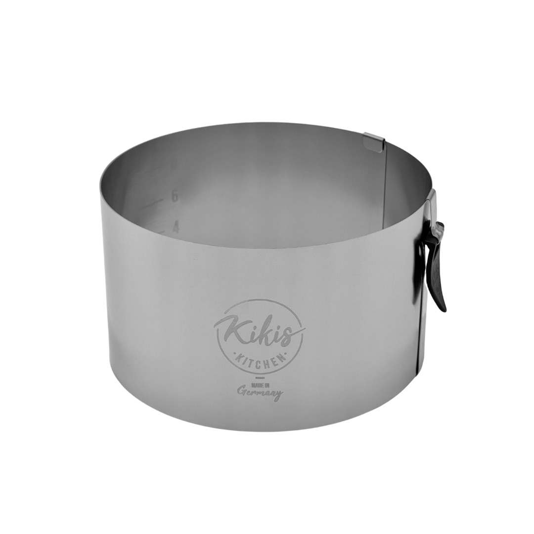 Kikis Tortenring KLASSIK mit Klemmhebel & Skala -  von Kikis Kitchen - Nur €24.90! Bestelle jetzt Kikis Kitchen