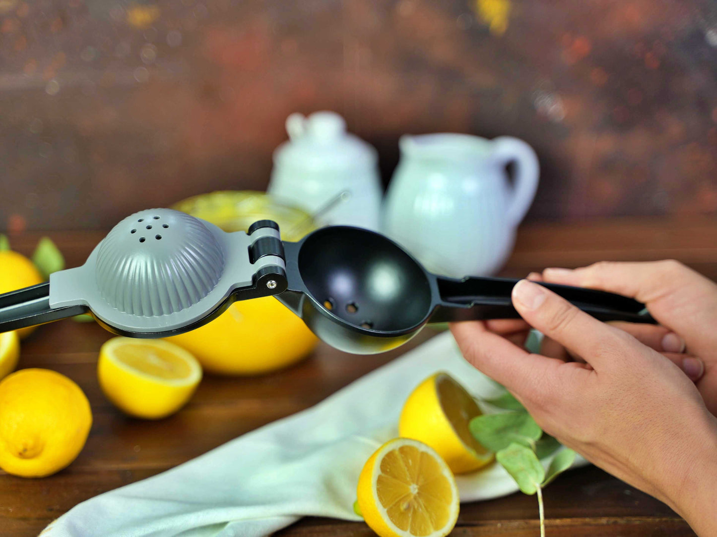 Kikis Zitruspresse 3 in 1 - BLACK EDITION -  von Kikis Kitchen - Nur €12.90! Bestelle jetzt Kikis Kitchen